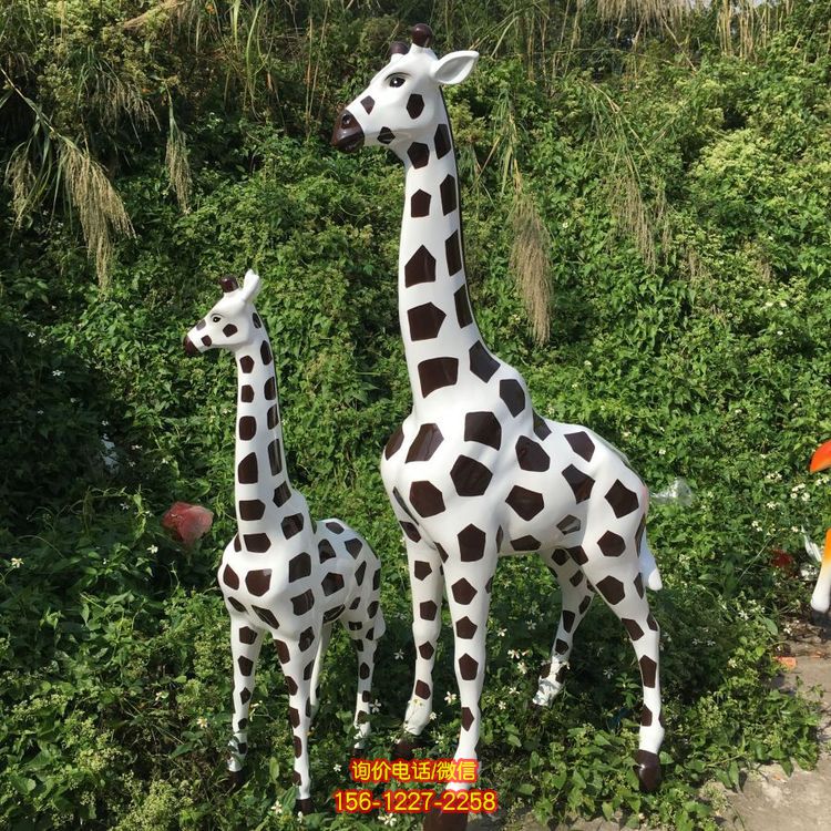 玻璃鋼長(zhǎng)頸鹿，卡通長(zhǎng)頸鹿雕塑
