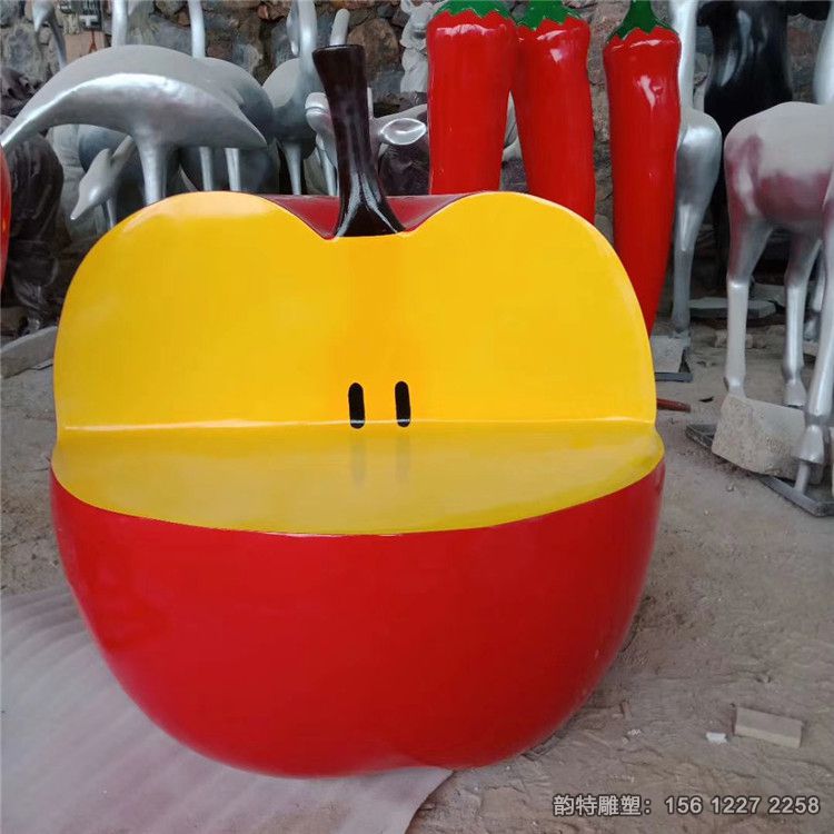 蘋(píng)果雕塑10